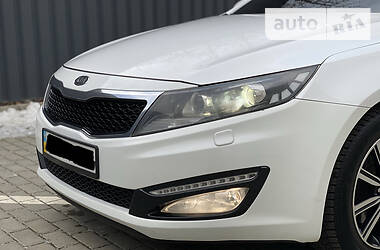 Седан Kia Optima 2013 в Харькове