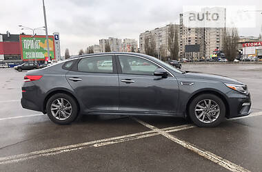 Седан Kia Optima 2019 в Харькове