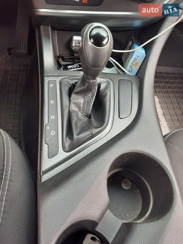 Седан Kia Optima 2013 в Вишневому