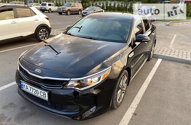 Седан Kia Optima 2017 в Києві