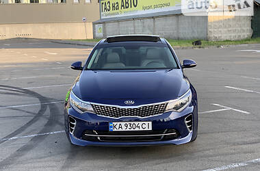 Седан Kia Optima 2015 в Киеве