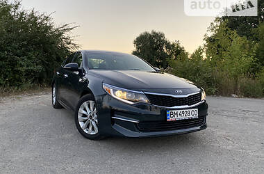 Седан Kia Optima 2016 в Сумах