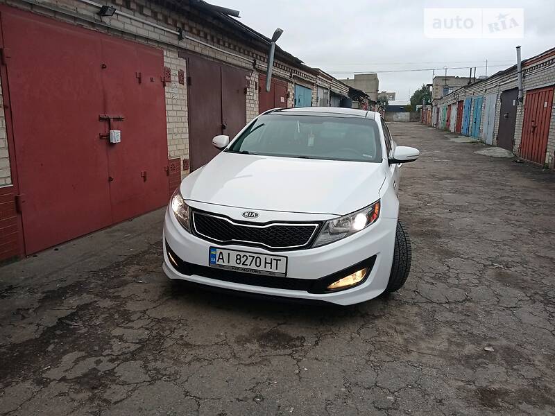 Седан Kia Optima 2011 в Луцке