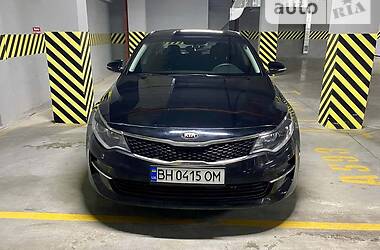 Седан Kia Optima 2016 в Одессе