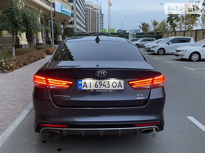 Седан Kia Optima 2016 в Києві