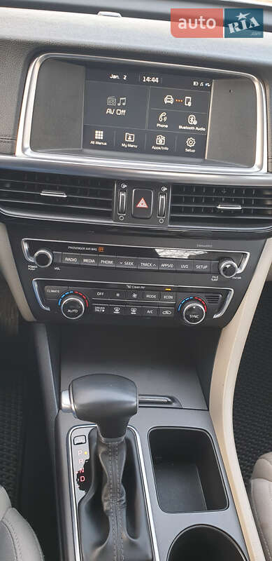 Седан Kia Optima 2016 в Івано-Франківську