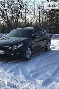 Седан Kia Optima 2016 в Ивано-Франковске