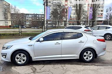 Седан Kia Optima 2015 в Чернигове