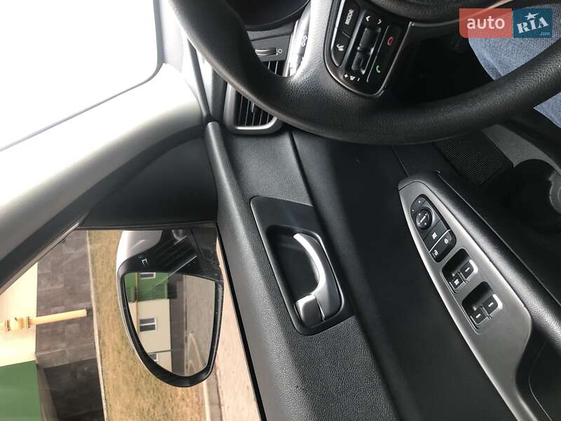 Седан Kia Optima 2015 в Луцьку