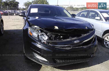 Седан Kia Optima 2013 в Кременчуці
