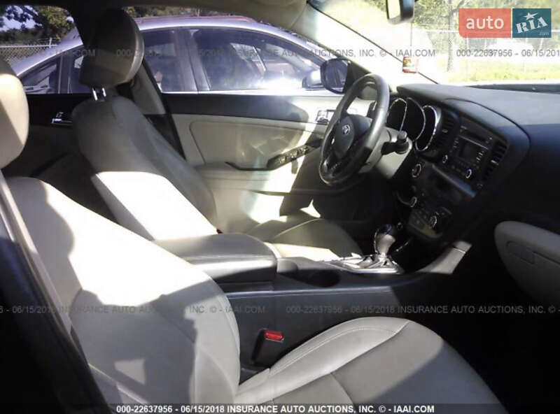 Седан Kia Optima 2013 в Кременчуці