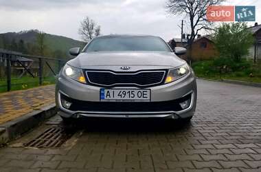 Седан Kia Optima 2013 в Киеве