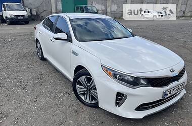 Седан Kia Optima 2017 в Киеве