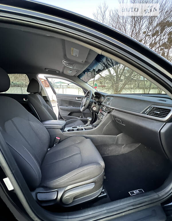 Седан Kia Optima 2016 в Києві фото 14 Седан Kia Optima 2016 в Києві