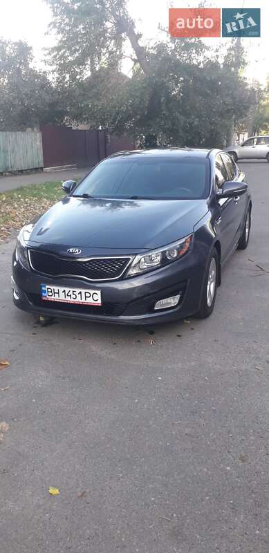 Седан Kia Optima 2015 в Черкассах
