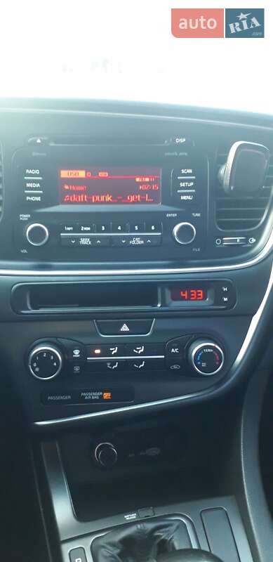 Седан Kia Optima 2015 в Черкассах