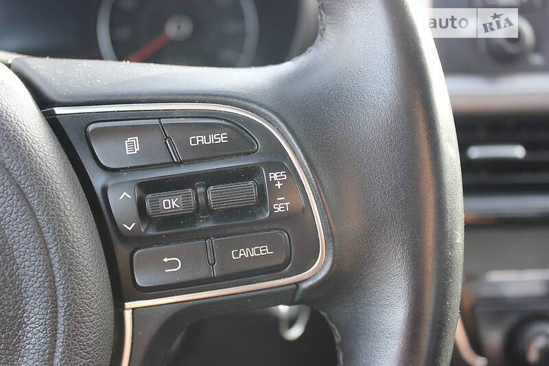 Седан Kia Optima 2017 в Дунаевцах