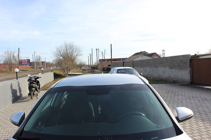 Седан Kia Optima 2017 в Дунаевцах