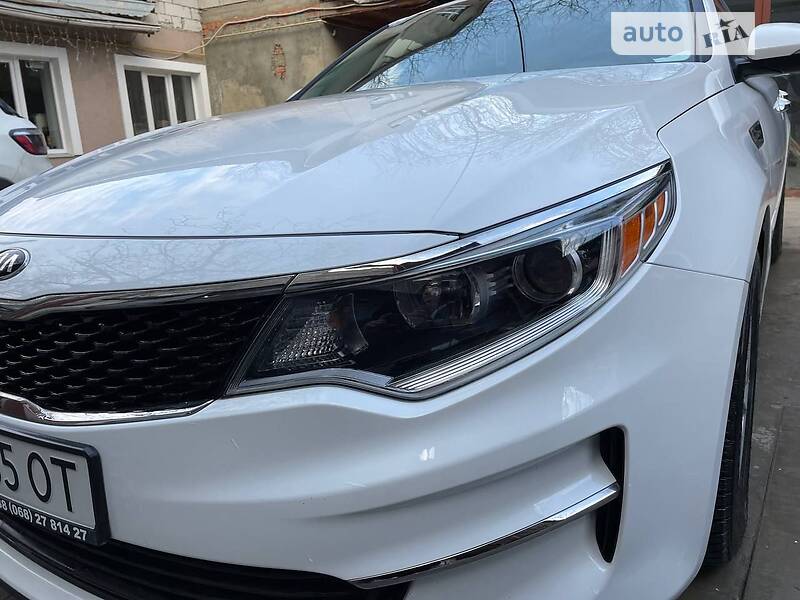 Седан Kia Optima 2016 в Одессе