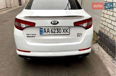 Седан Kia Optima 2012 в Киеве