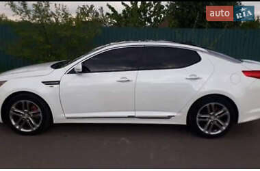 Седан Kia Optima 2012 в Киеве