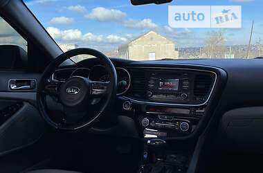Седан Kia Optima 2014 в 