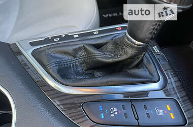 Седан Kia Optima 2014 в 
