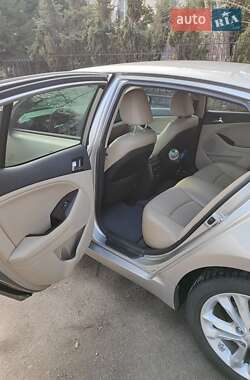 Седан Kia Optima 2012 в Вінниці