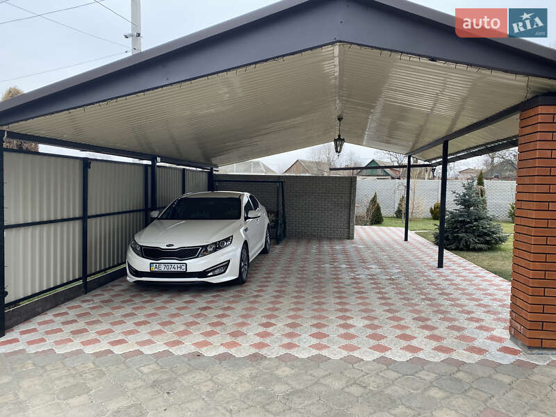 Седан Kia Optima 2012 в 
