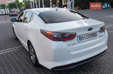 Седан Kia Optima 2015 в Одессе
