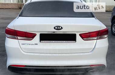 Седан Kia Optima 2016 в 