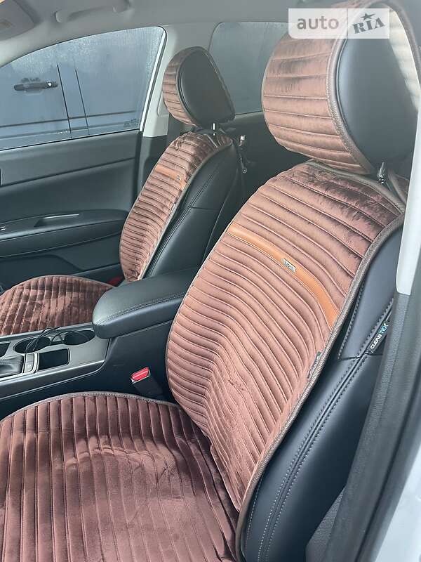 Седан Kia Optima 2016 в Полтаве