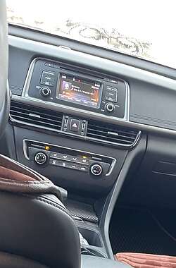 Седан Kia Optima 2016 в 
