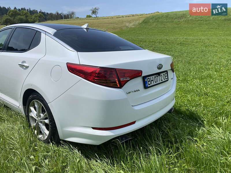 Седан Kia Optima 2012 в Одессе
