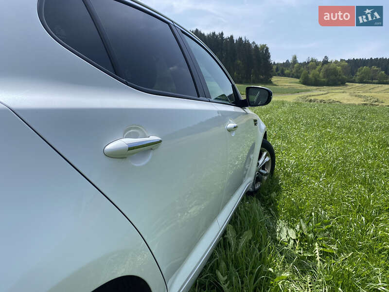 Седан Kia Optima 2012 в Одессе