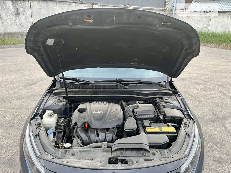 Седан Kia Optima 2014 в Киеве