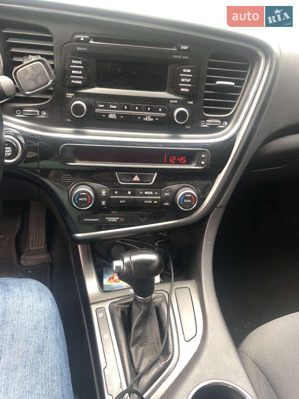 Седан Kia Optima 2014 в Києві