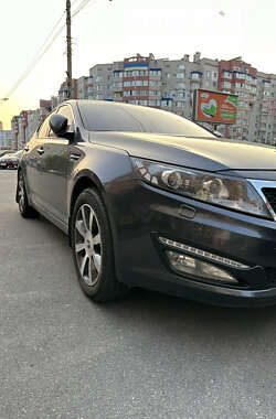 Седан Kia Optima 2012 в Виннице