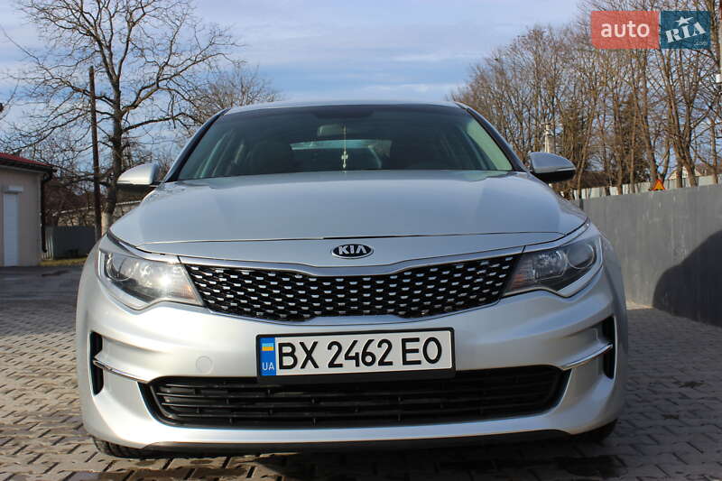 Седан Kia Optima 2017 в Дунаївцях