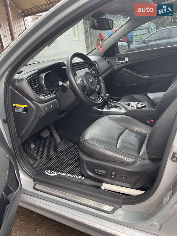 Седан Kia Optima 2014 в Апостоловому