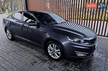 Седан Kia Optima 2013 в Черкассах
