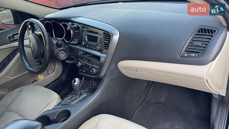 Седан Kia Optima 2013 в Одессе