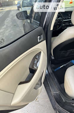 Седан Kia Optima 2015 в Борисполе