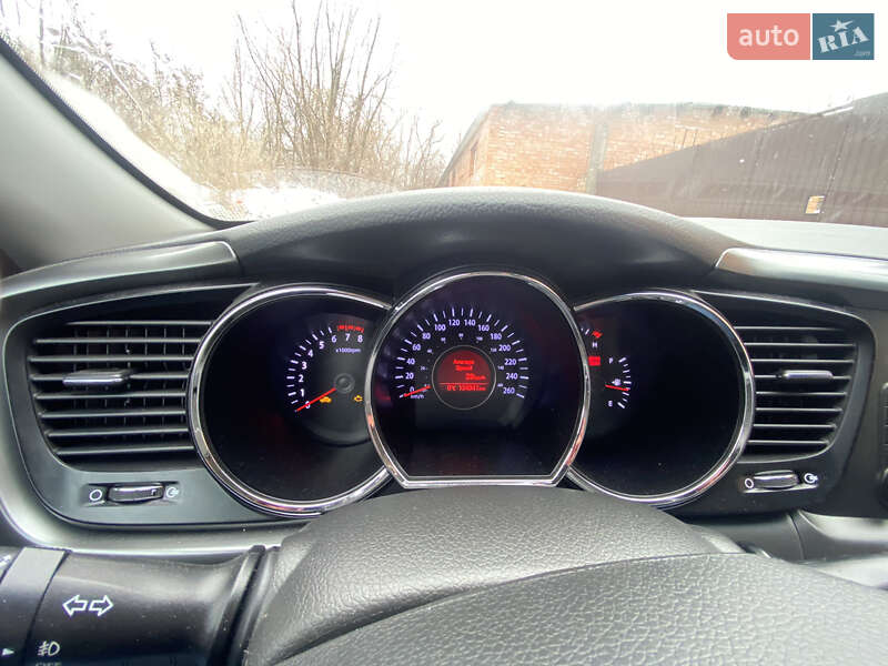 Седан Kia Optima 2013 в Виннице