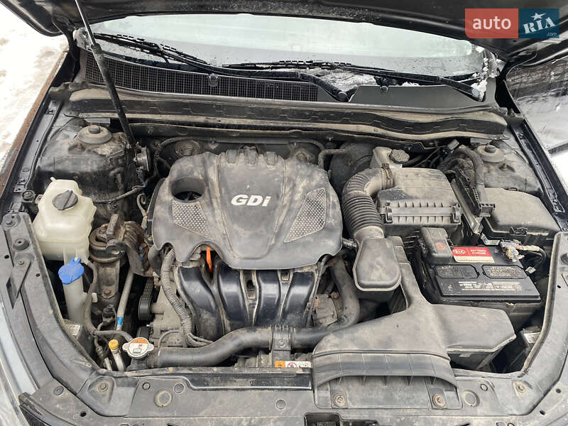 Седан Kia Optima 2013 в Виннице