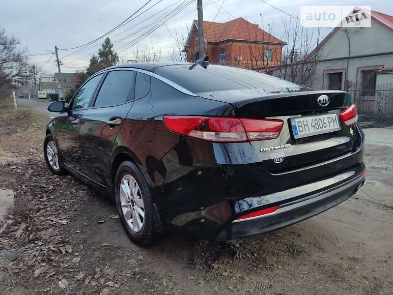 Седан Kia Optima 2016 в Одессе
