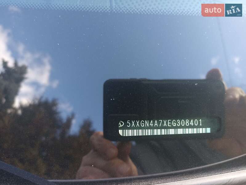 Седан Kia Optima 2014 в Кременчуге