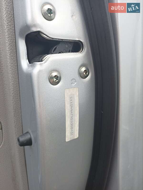 Седан Kia Optima 2014 в Кременчуге