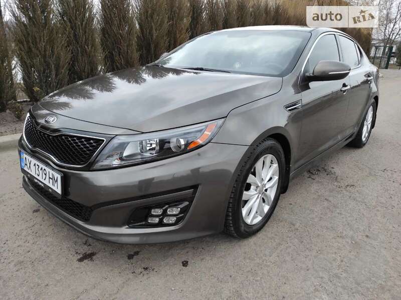 Седан Kia Optima 2014 в Краснограді