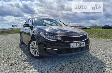 Седан Kia Optima 2016 в Львове